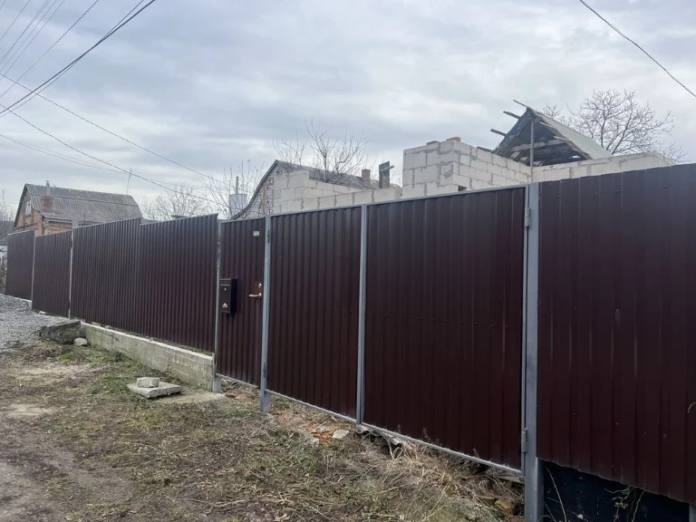 Участок с домом под реконструкцию