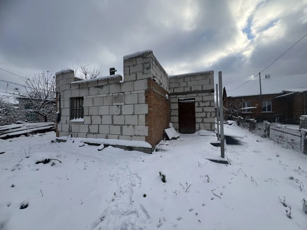 Участок с домом под реконструкцию