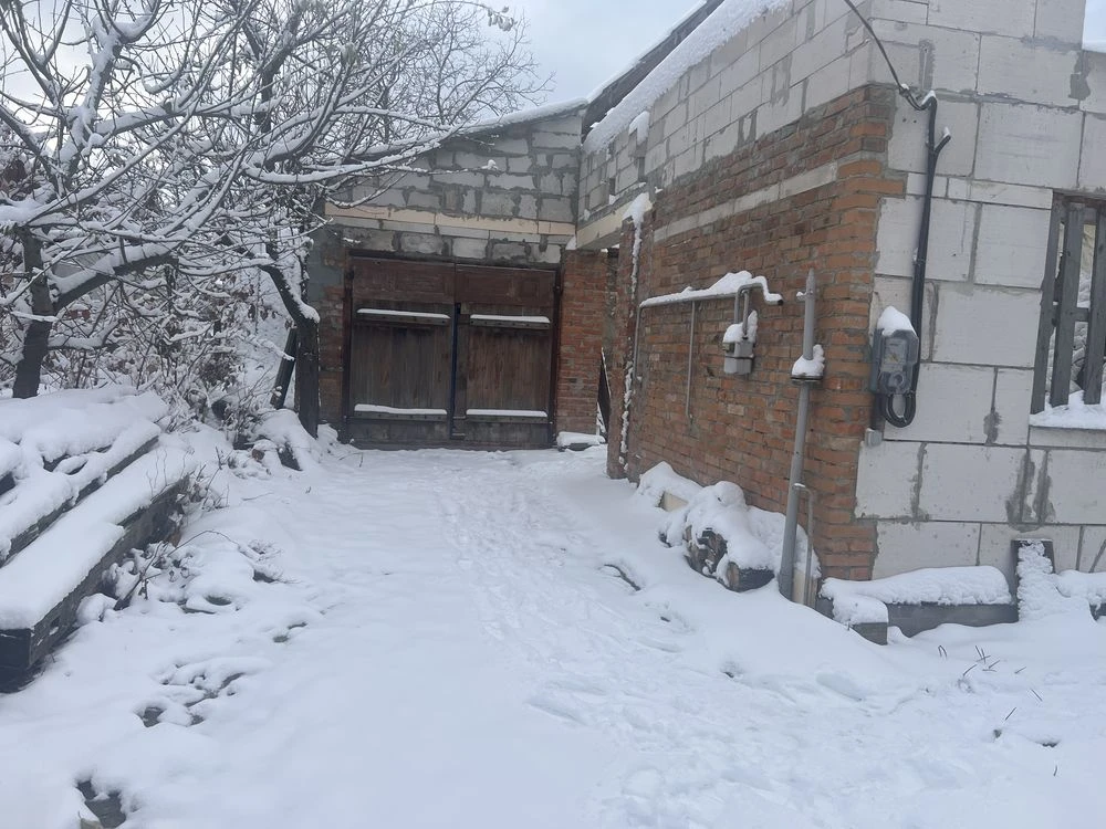 Участок с домом под реконструкцию