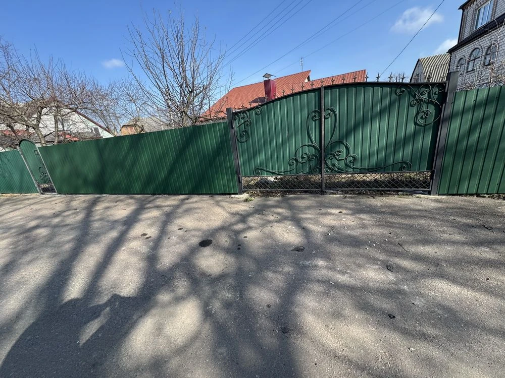 Будинок  ( пів будинку) район Загребелля Бердичів