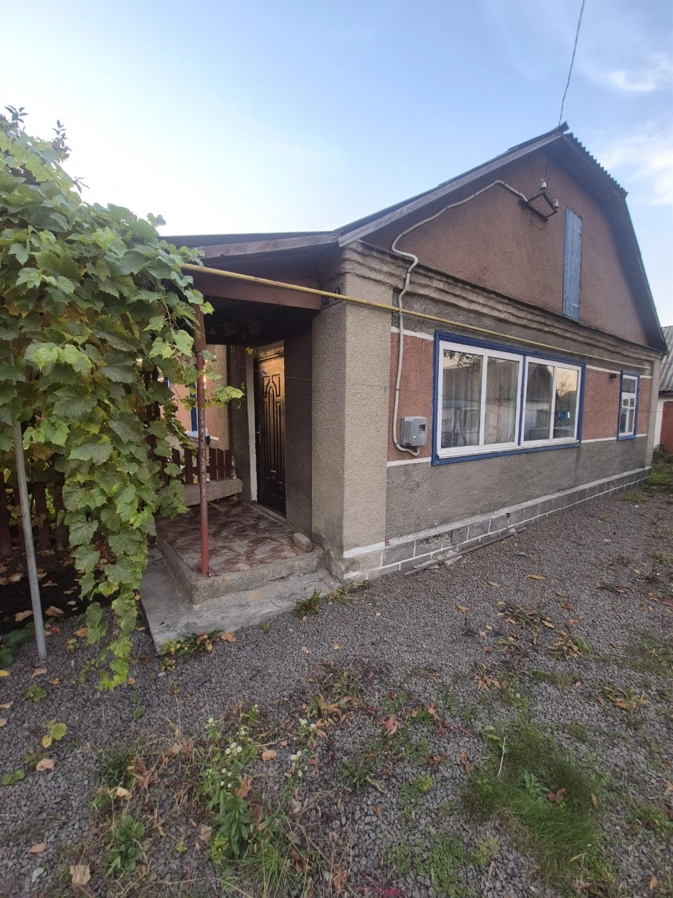 For Sale: House in the Podol District