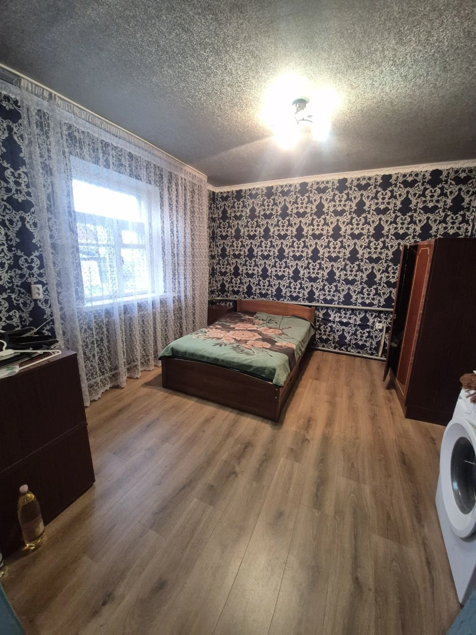For Sale: House in the Podol District