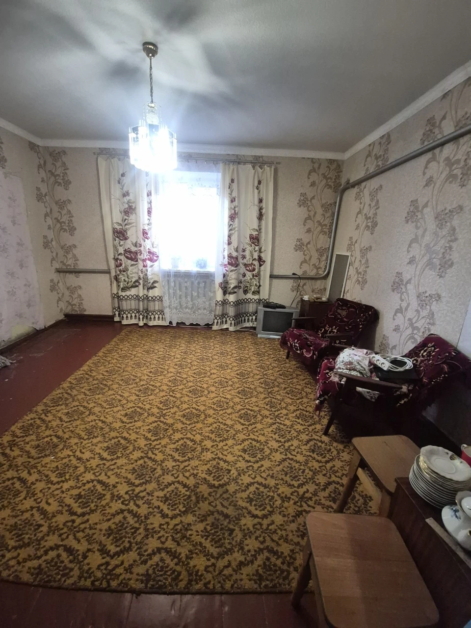 For Sale: House in the Podol District