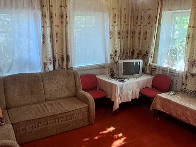 House. Korosten, Tsialkovskogo