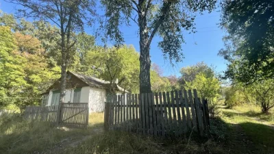 House for Sale (75.1 sq m) in the city of Korosten with garage and yard
