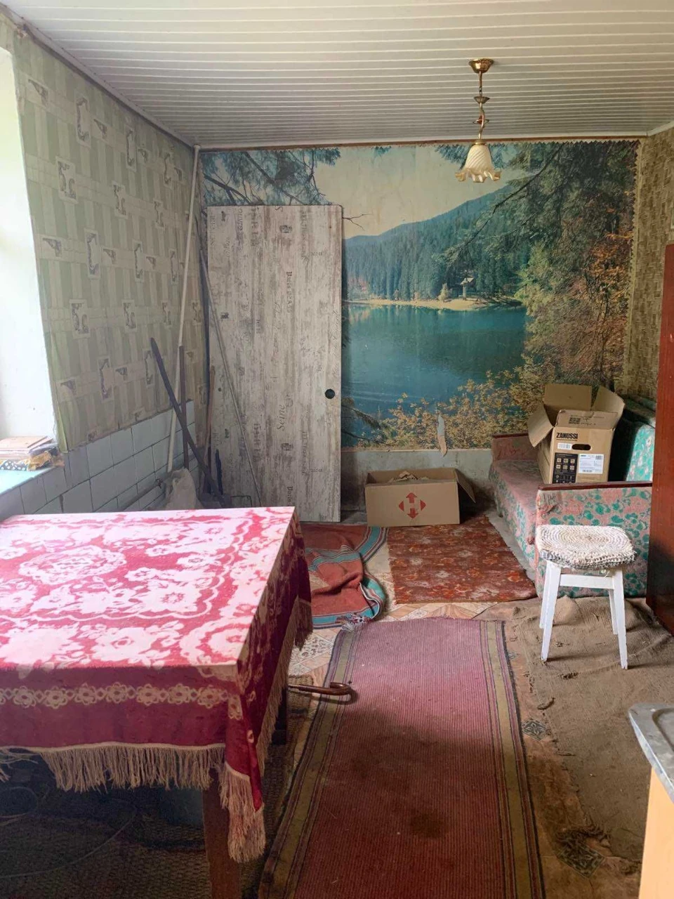 House near the river in a quiet area (Brov area)