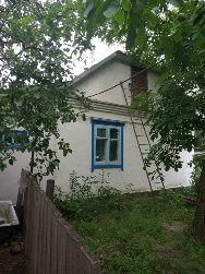 For sale, a compact house near the gas facility