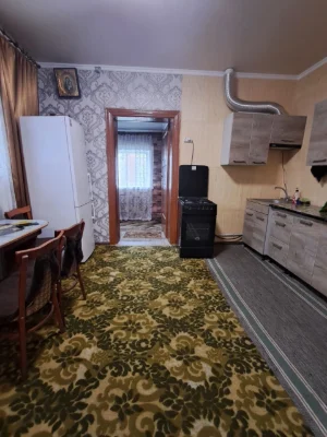 Продам 1/2 будинку  в районі Хіммашу (вагонка)