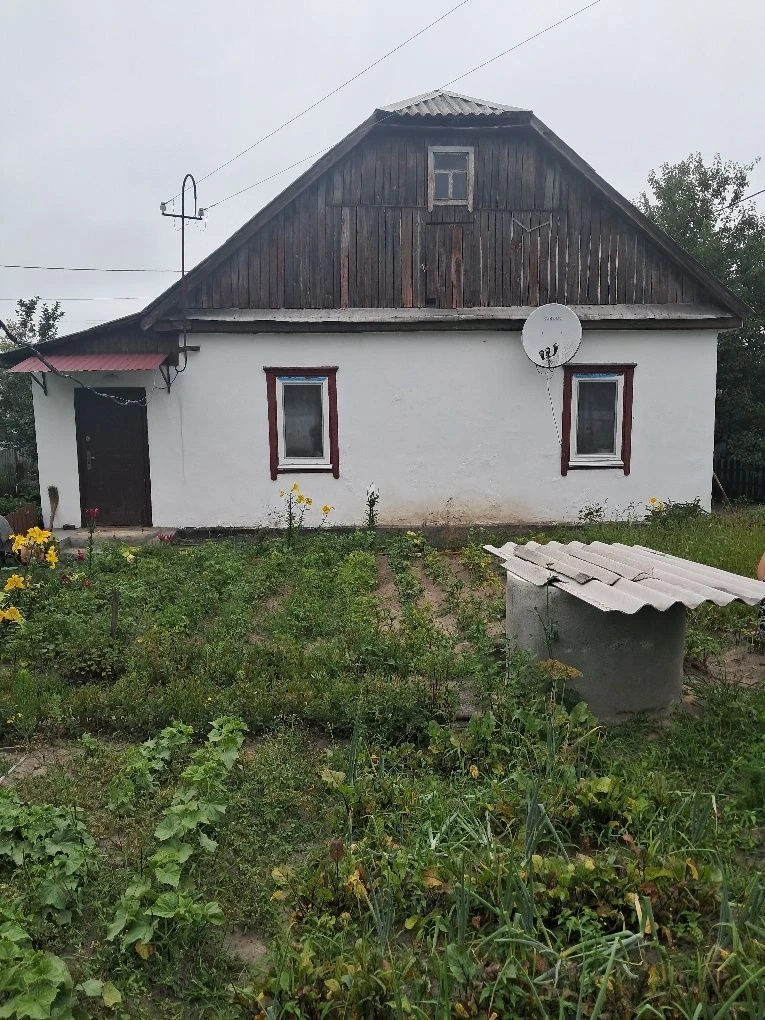 Продам 1/2 будинку  в районі Хіммашу (вагонка)
