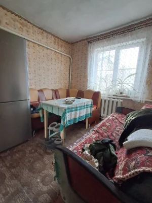 Продам або обміняю на 2-х кім.квартиру будинок на Коростень