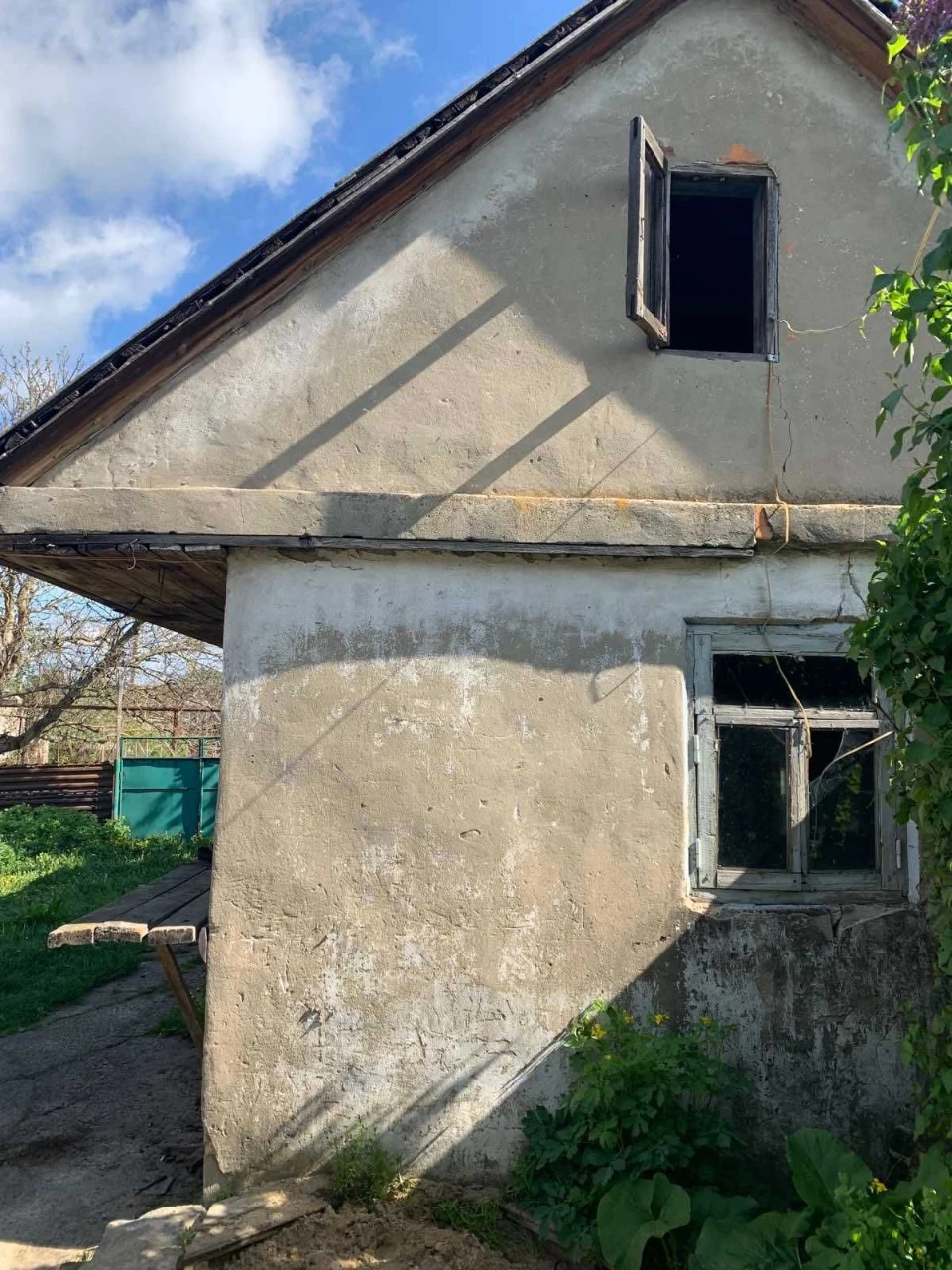 Selling Large House with Amenities (Bashini)