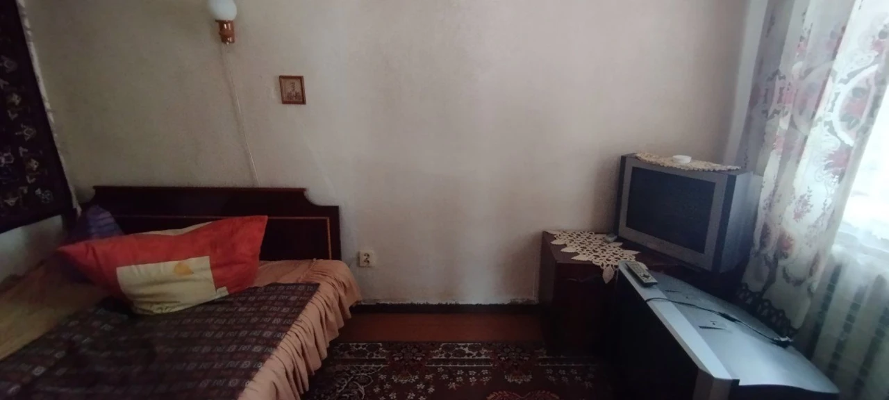 Продається частина будинку ( Ринок ) '