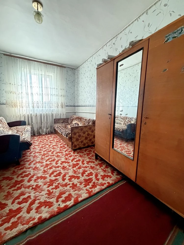 House for Sale in the Village of Kam'yany Brid