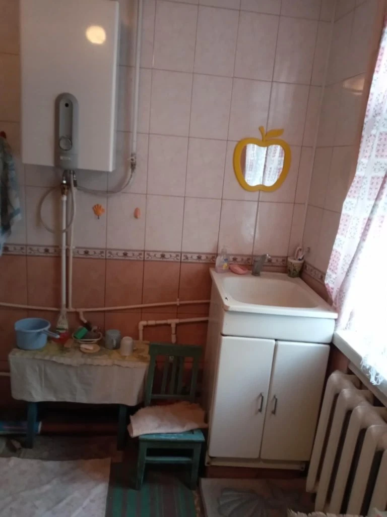 Sale of a separate house unit in the city of Korostyshev