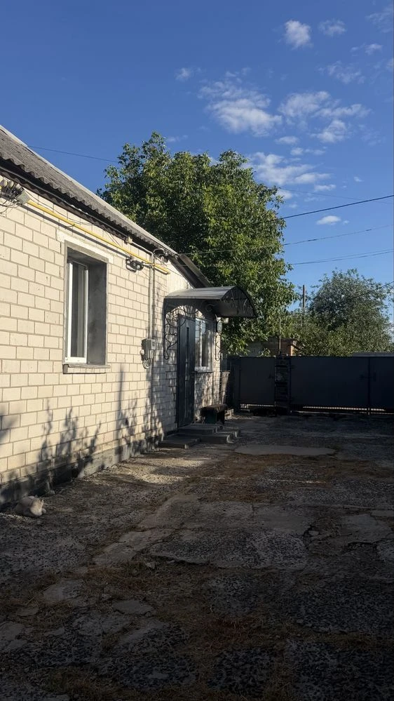 Продається будинок, вулиця Шкільна