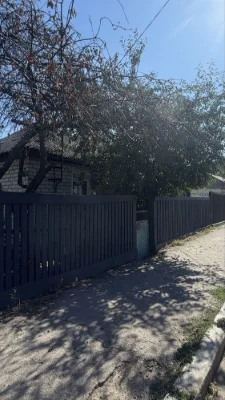 Продаж частини будинку