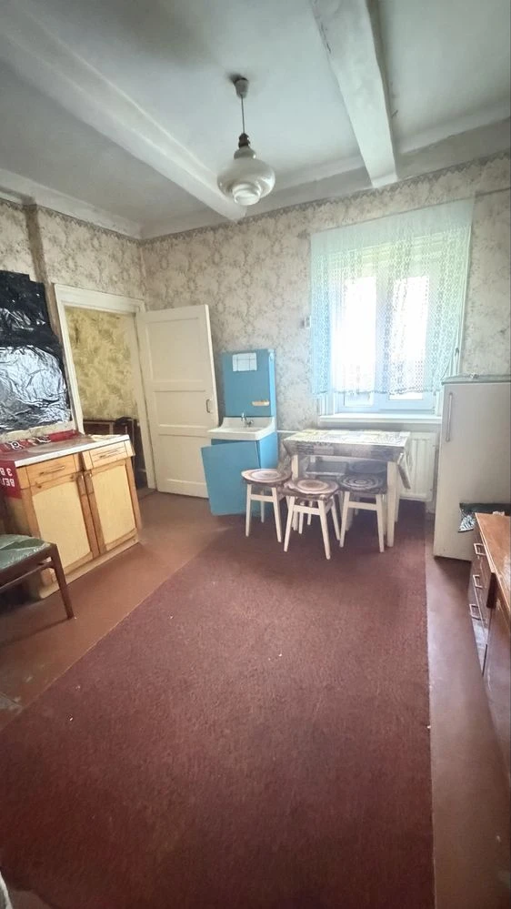 Продаж частини будинку