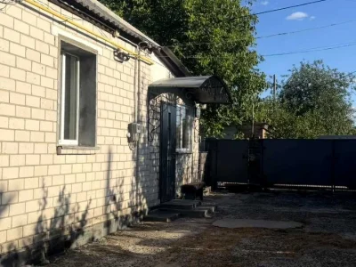 Будинок. Коростишів, Шкільна вул.