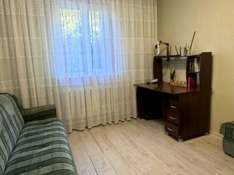 Будинок. Коростишів, Шкільна вул.
