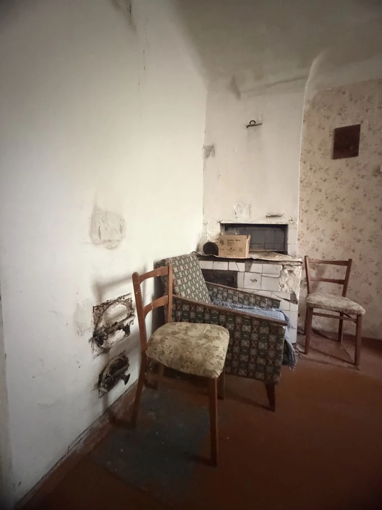 Продається цегляний, в районі садочка