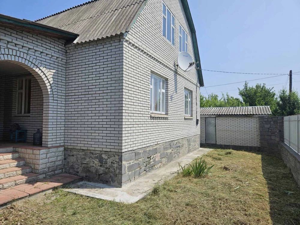 House with renovation in Korostyshev, 110 m2, $69,000