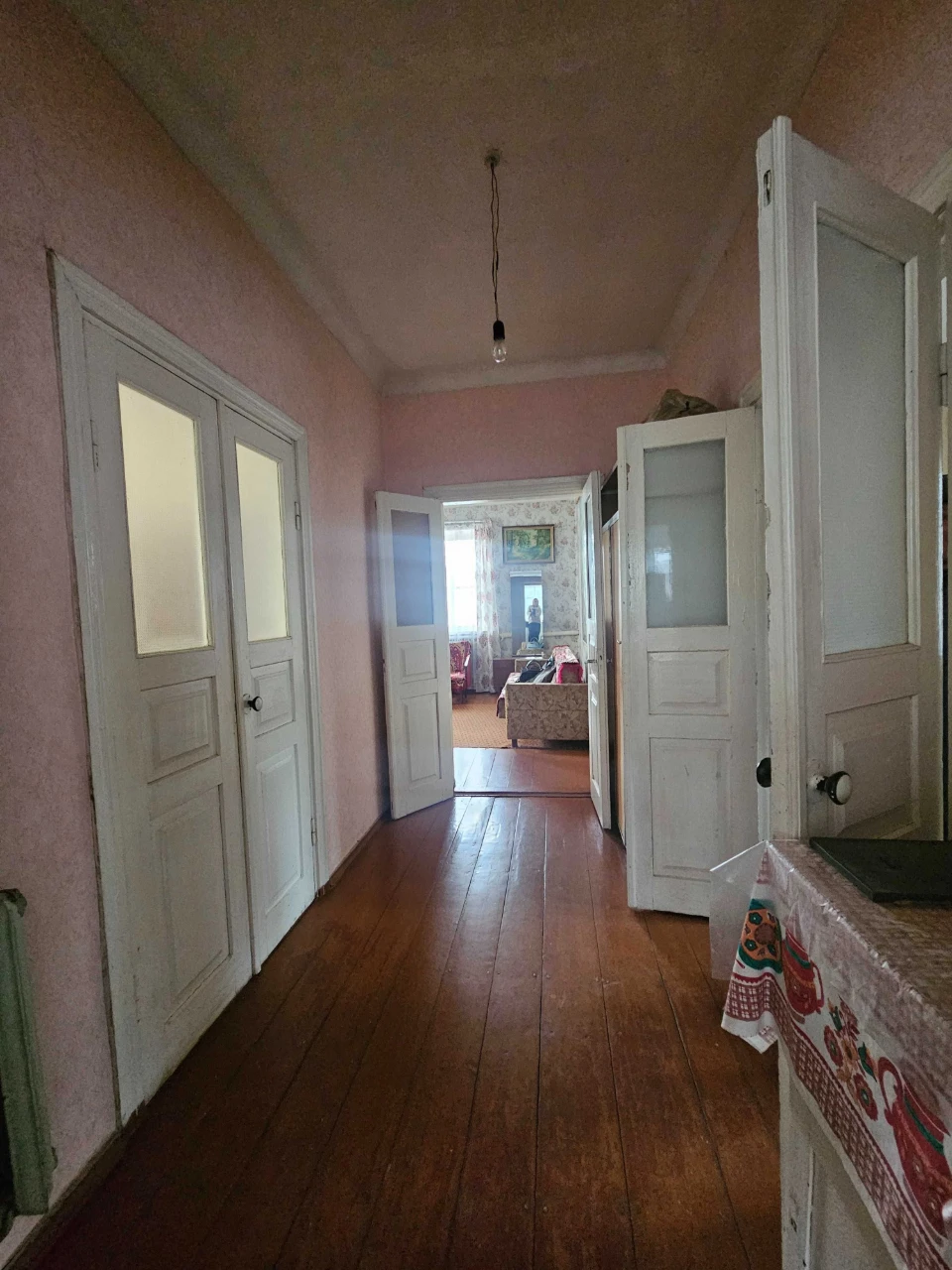 № 13853 - Кирпичный дом в г. Коростышев, 6.5 соток