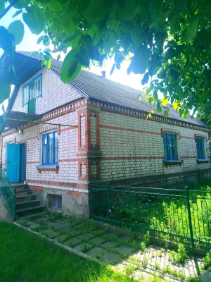 Продається добротний цегляний будинок 103м.кв м.Малин
