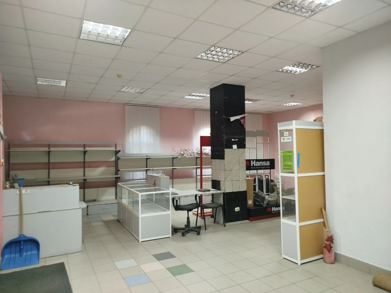 Будинок разом з комерційним приміщенням на 1 поверсі зі зруч
