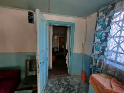 Цегляна частина будинку, окрема адреса, свій двір, Малин, 5
