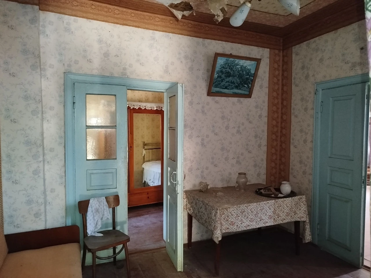Цегляна частина будинку, окрема адреса, свій двір, Малин, 5