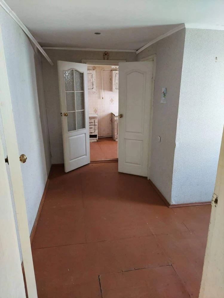 House (part of a house), Zvaghiel