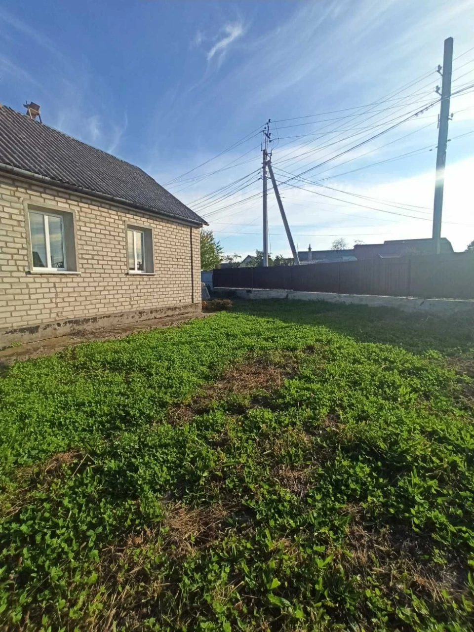 продам дім в Звягелі ,район морське