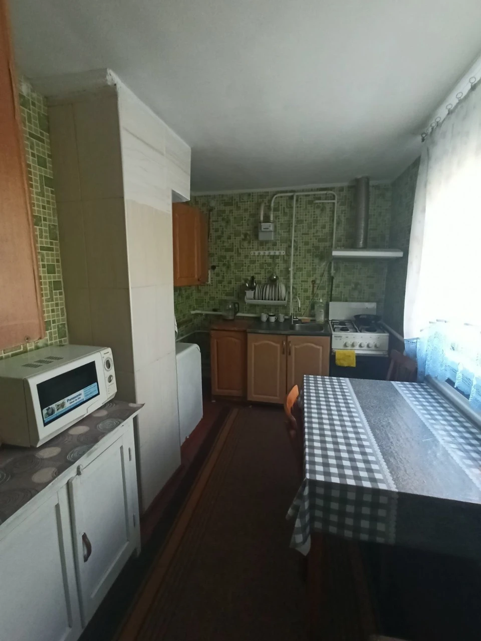 продам дім в Звягелі ,район морське