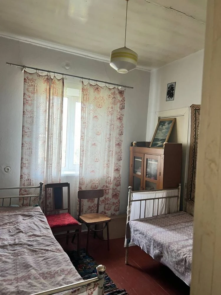 Продам  приватний будинок