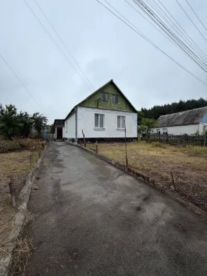 Продаж будинку у мальовничому місці!