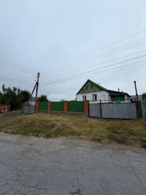 Продаж будинку у мальовничому місці!