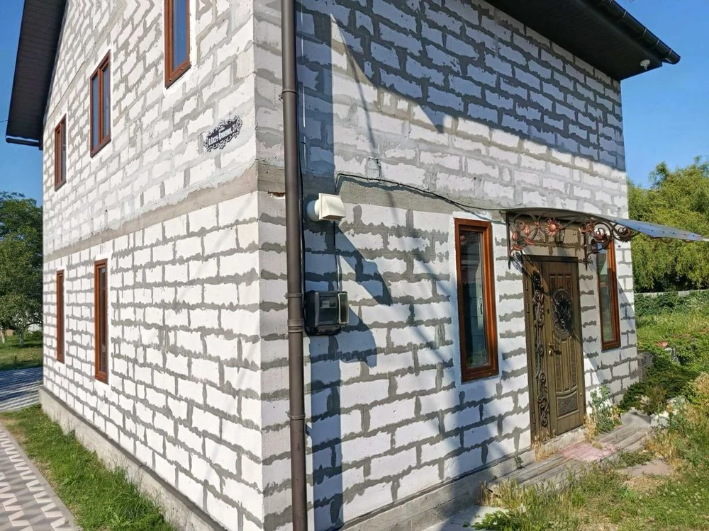 Продається не закінчине будівництво