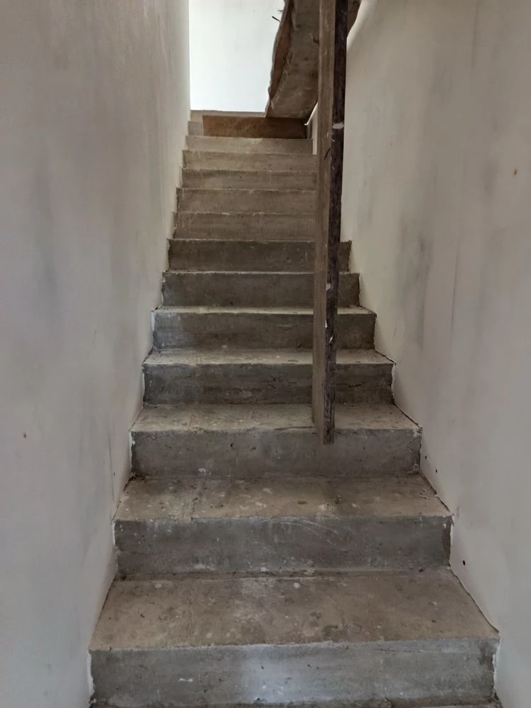 Продається не закінчине будівництво