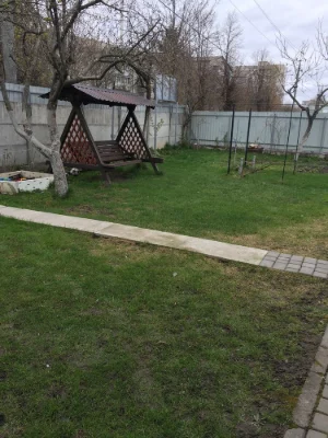 ЦІНУ ЗНИЖЕНО ПРОДАЖ 1/2 будинку під комерційну діяльність