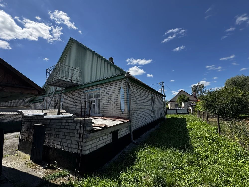 Продаж окремого будинку в м. Звягель