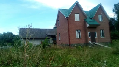 Продам двух этажный дом.