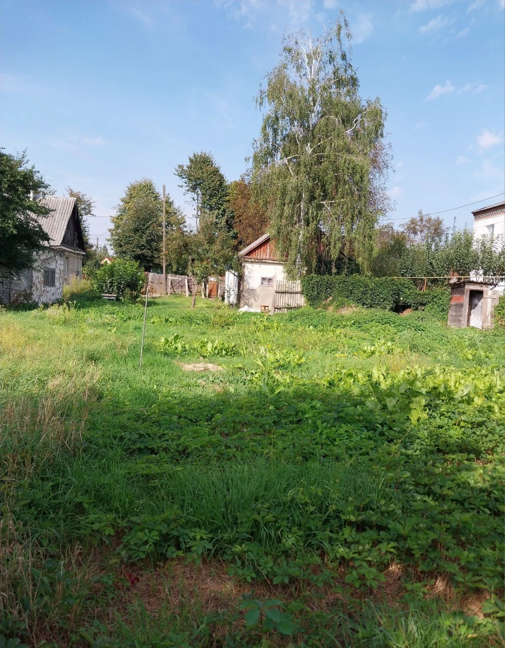 Будинок- земельна ділянка
