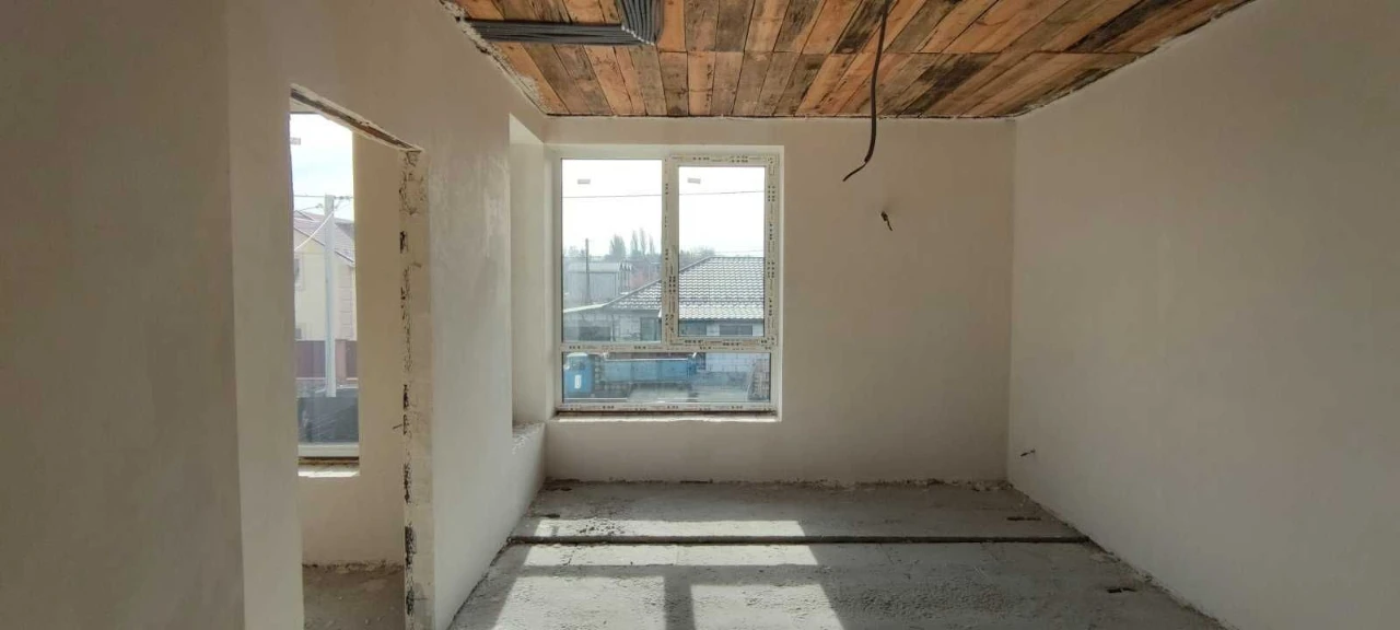 Duplex new building, Zvyehel, Morske Street, 10