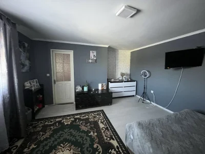 Просторий будинок для сім'ї, 150 м², у Звягелі, 4 кімнати,Ві