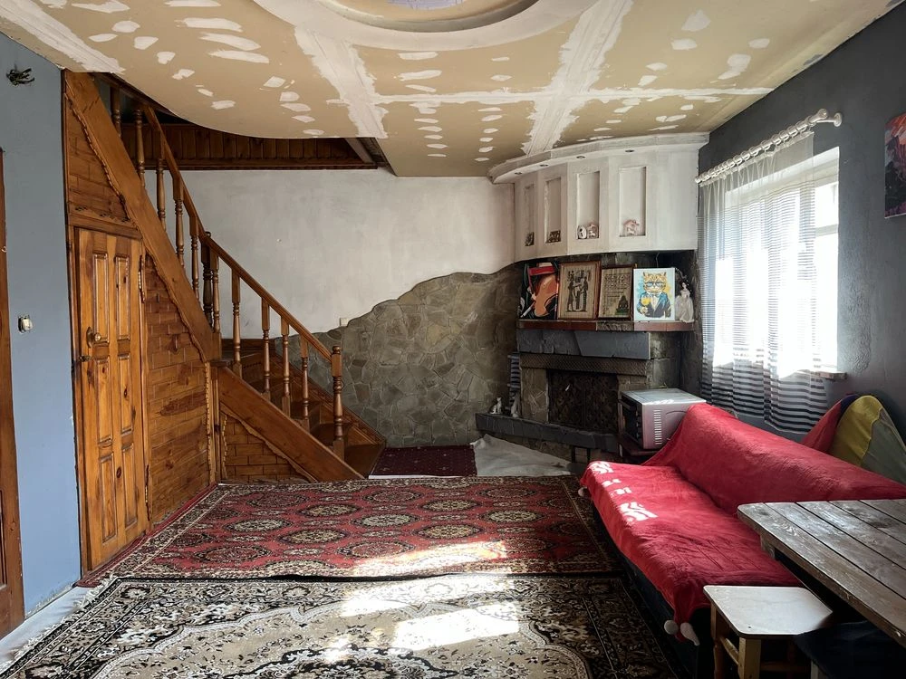 Просторий будинок для сім'ї, 150 м², у Звягелі, 4 кімнати,Ві