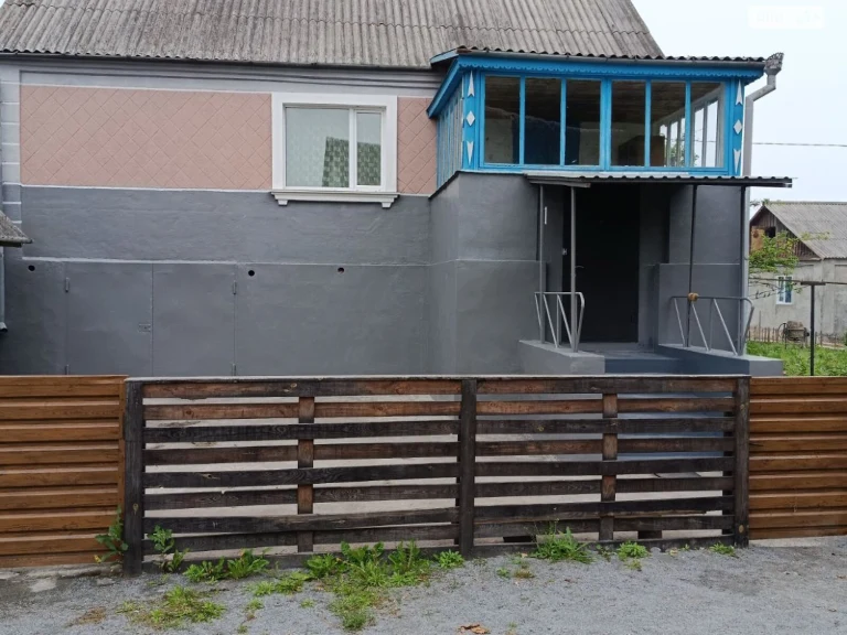 Продаж Дім