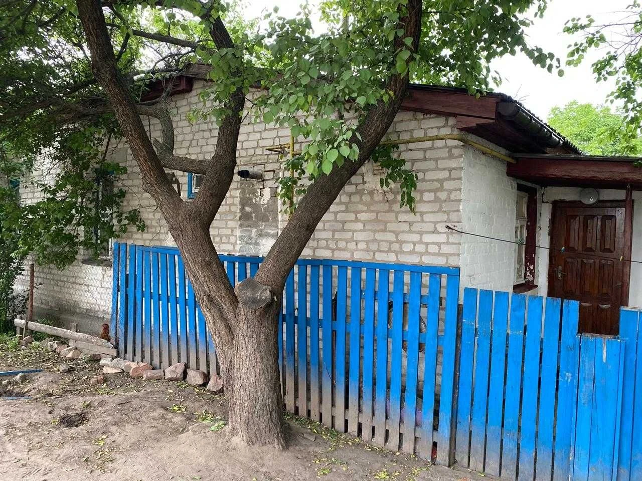 Продається частину будинку