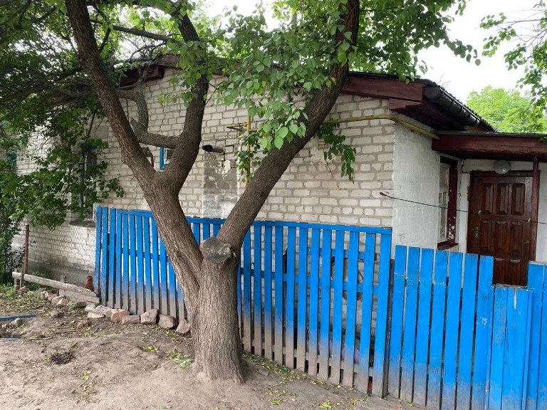 Продається частину будинку