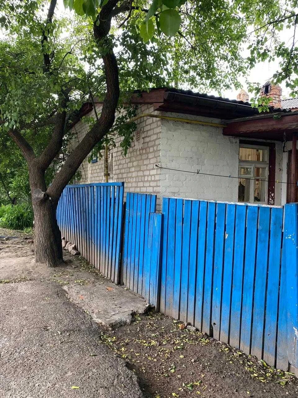Продається частину будинку