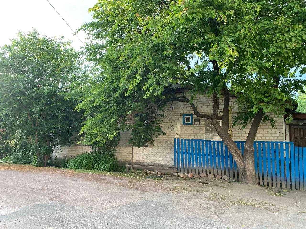 Продається частину будинку